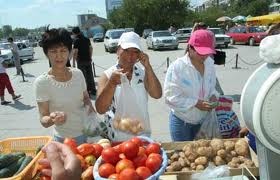 Узбекистан сократил поставки овощей в Казахстан